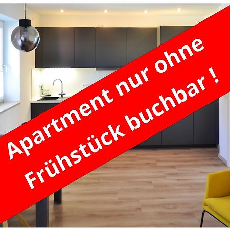 Hotel-Garni 'Zum Weinkrug' Sommerhausen Zewnętrze zdjęcie