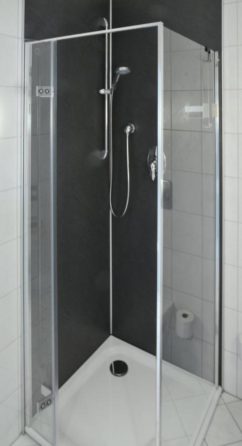 Hotel-Garni 'Zum Weinkrug' Sommerhausen Zewnętrze zdjęcie