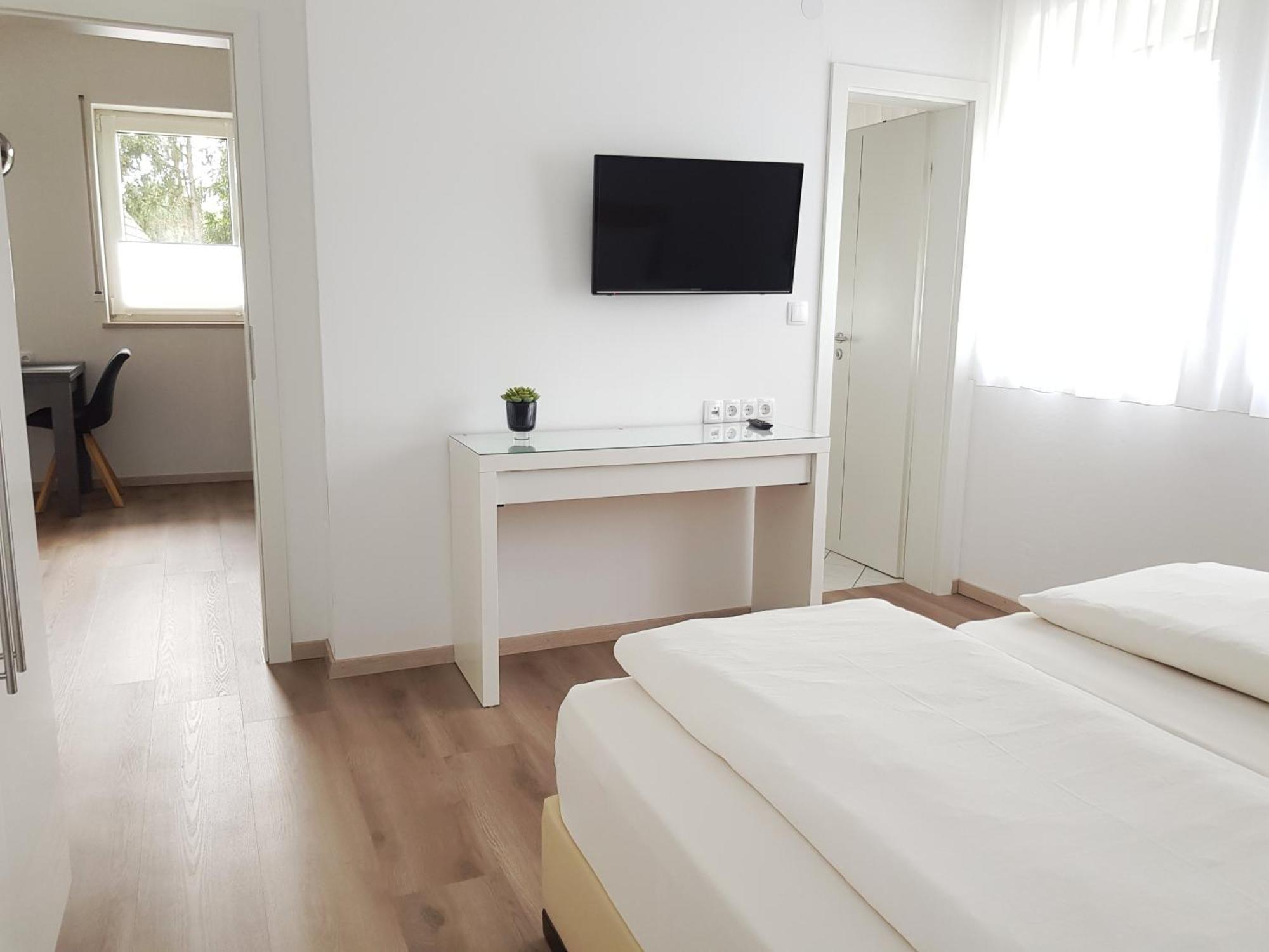 Hotel-Garni 'Zum Weinkrug' Sommerhausen Pokój zdjęcie